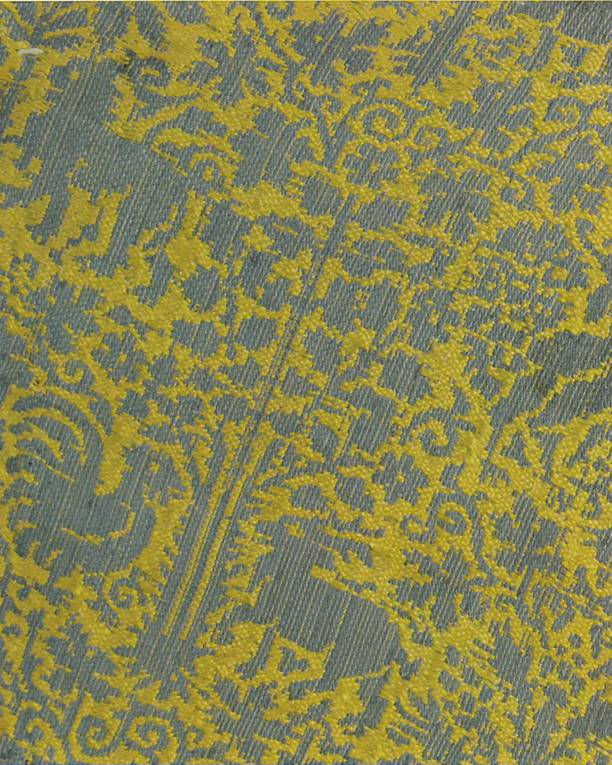Frammento di tessuto a piccoli motivi vegetali e animali, lampasso, seta, Lucca, fine XIV secolo (Firenze, Museo Nazionale del Bargello, inv. n. 575-576 F)
Textile fragment with small plant and animal motifs, lampas, silk, Lucca, late 14th century (Florence, Museo Nazionale del Bargello, inv. no. 575-576 F)